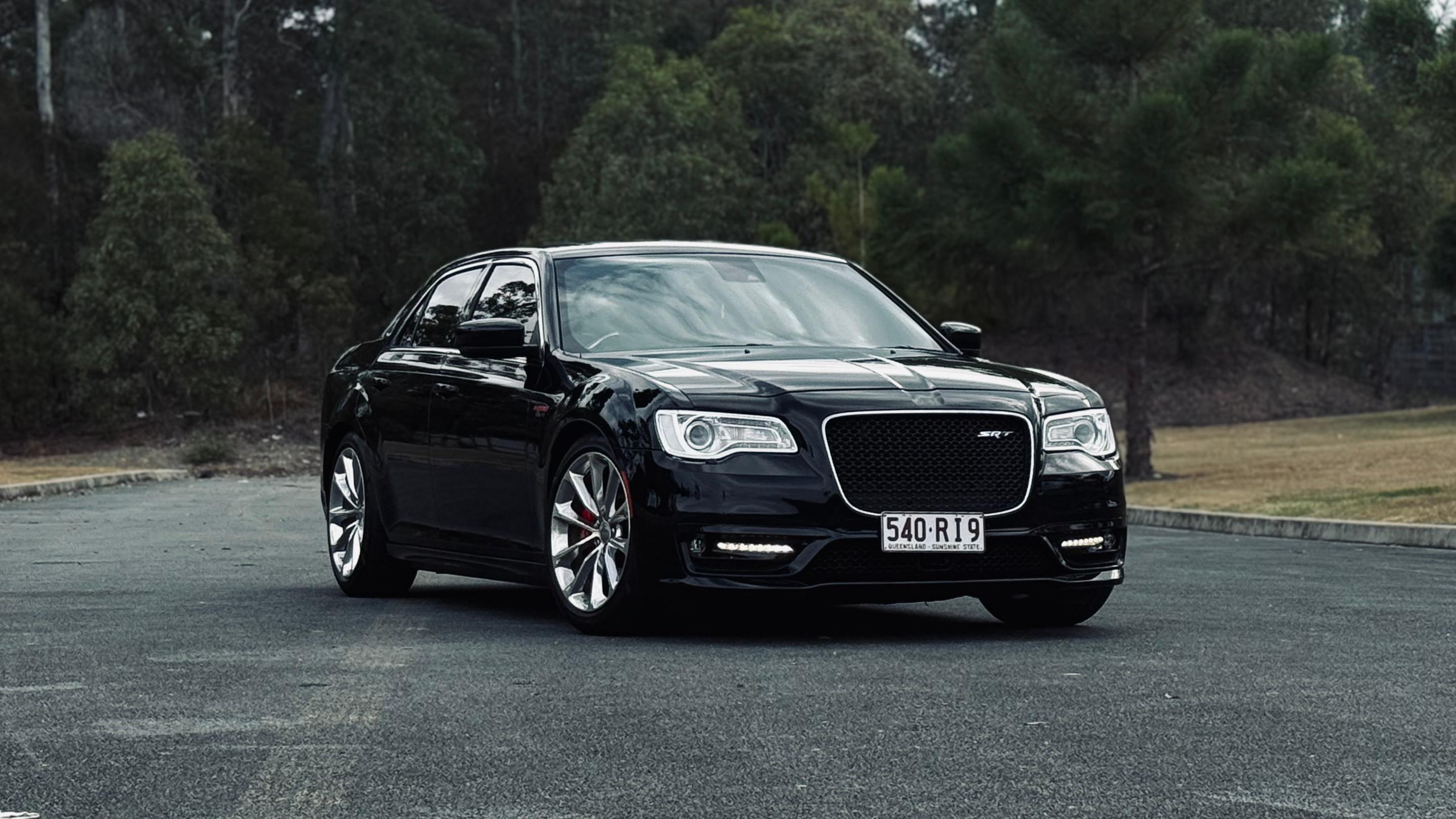 Chrysler 300 2015 in Biggera Waters