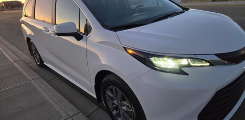 Toyota Sienna 2024