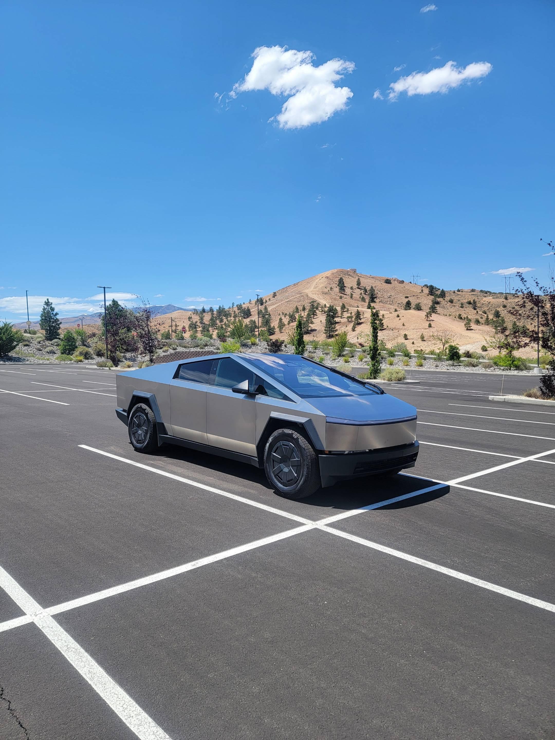 Tesla Cybertruck 2025 in Reno, NV