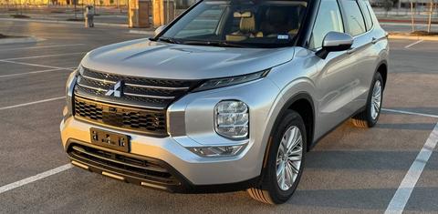 Mitsubishi Outlander 2024