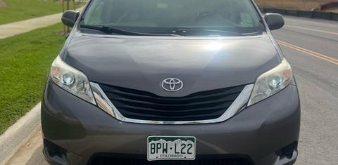 Toyota Sienna 2014