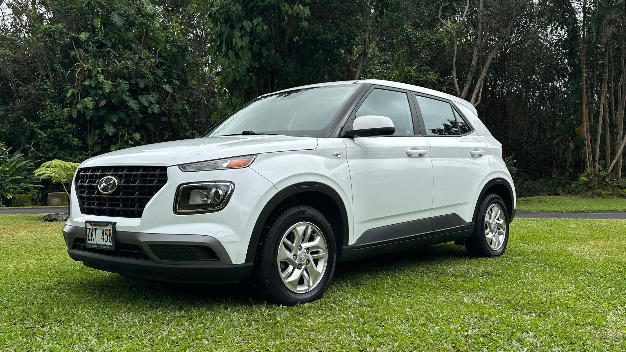 Hyundai Venue 2021 in Hilo, HI