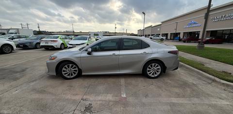 Toyota Camry 2021