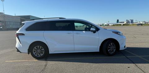 Toyota Sienna 2025