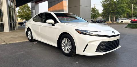 Toyota Camry Hybrid 2025