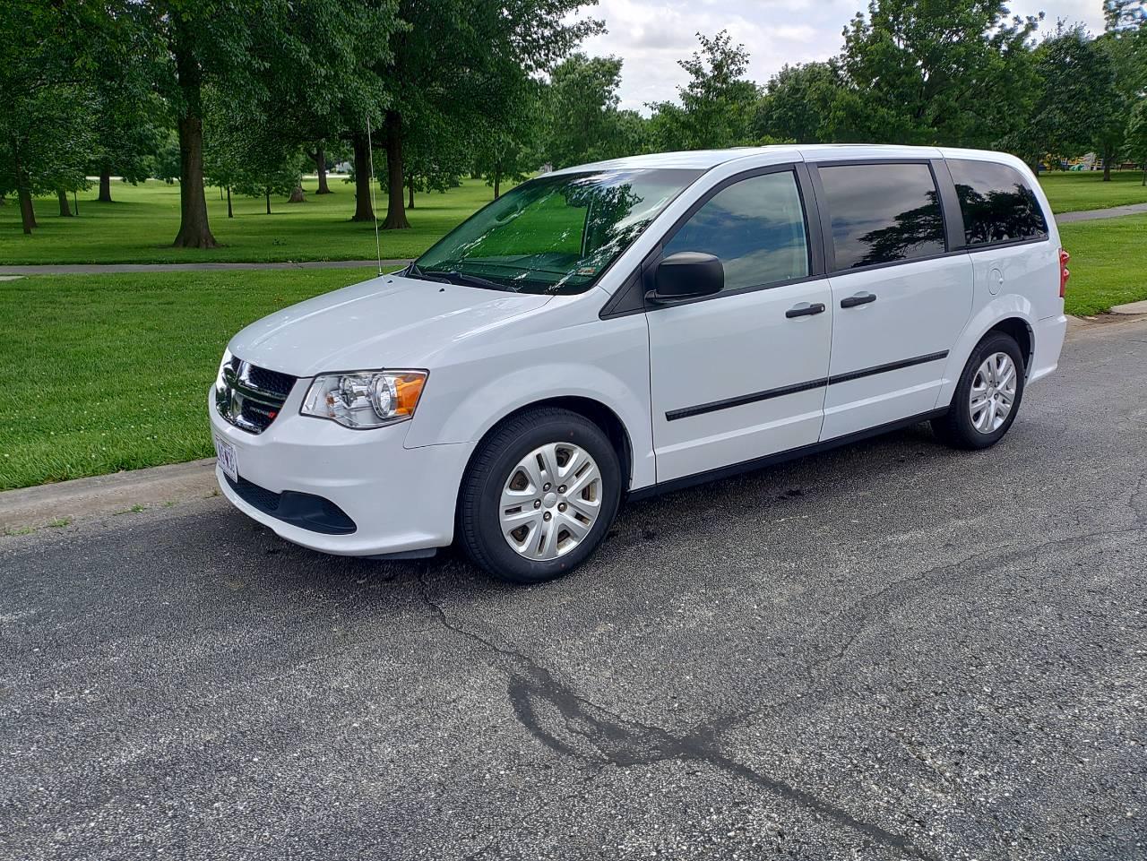 Dodge Grand Caravan 2016 in Kansas City, MO