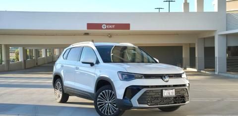 Volkswagen Taos 2025