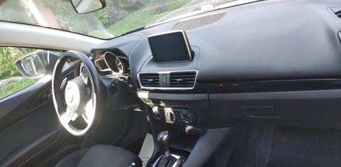 Mazda Mazda3 2015