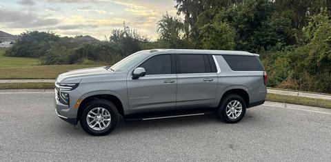 Chevrolet Suburban 2025