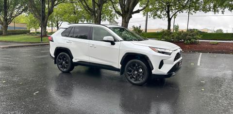 Toyota RAV4 Hybrid 2024