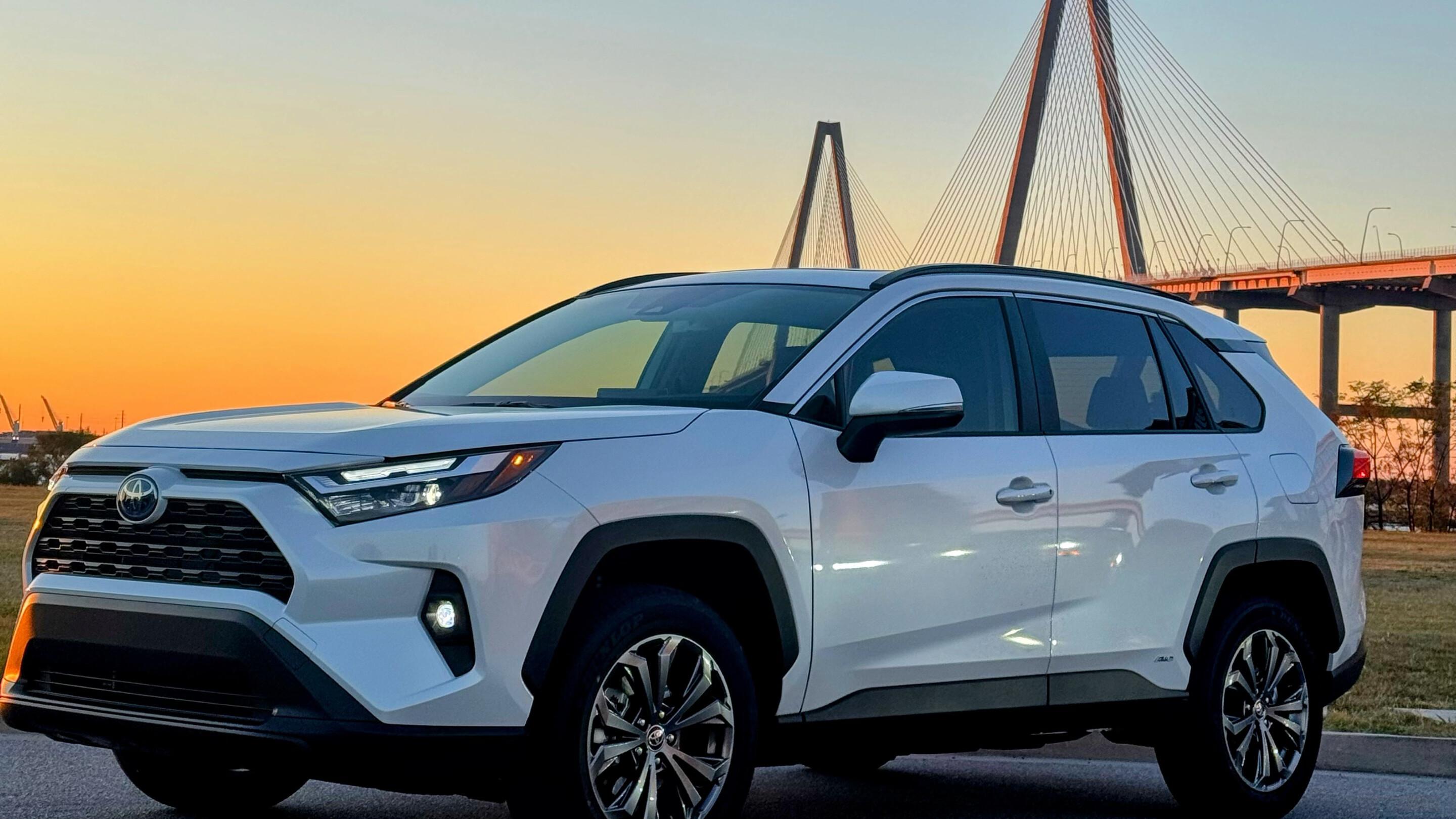 Toyota RAV4 Hybrid 2024 in Goose Creek, SC