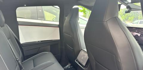 Tesla Cybertruck 2024