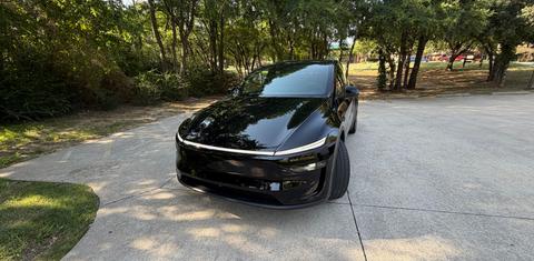 Tesla Model Y 2026