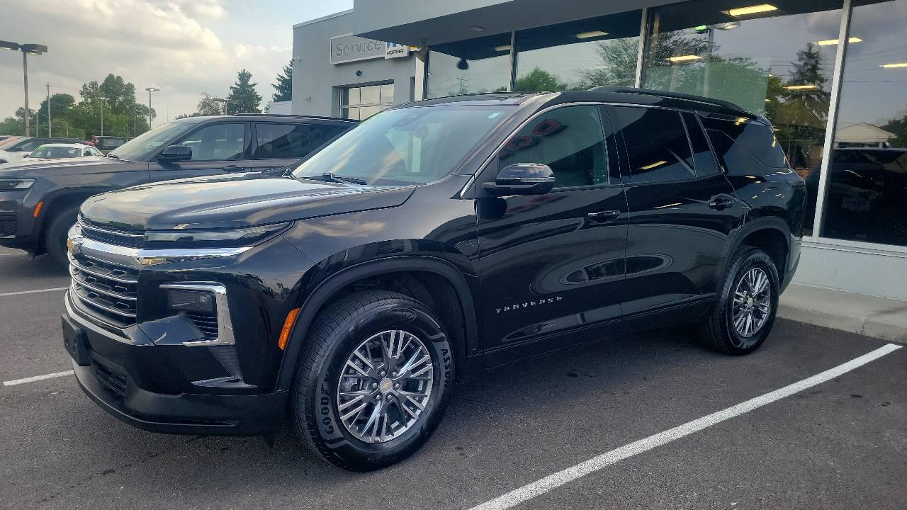 Chevrolet Traverse 2025 in Columbus, OH
