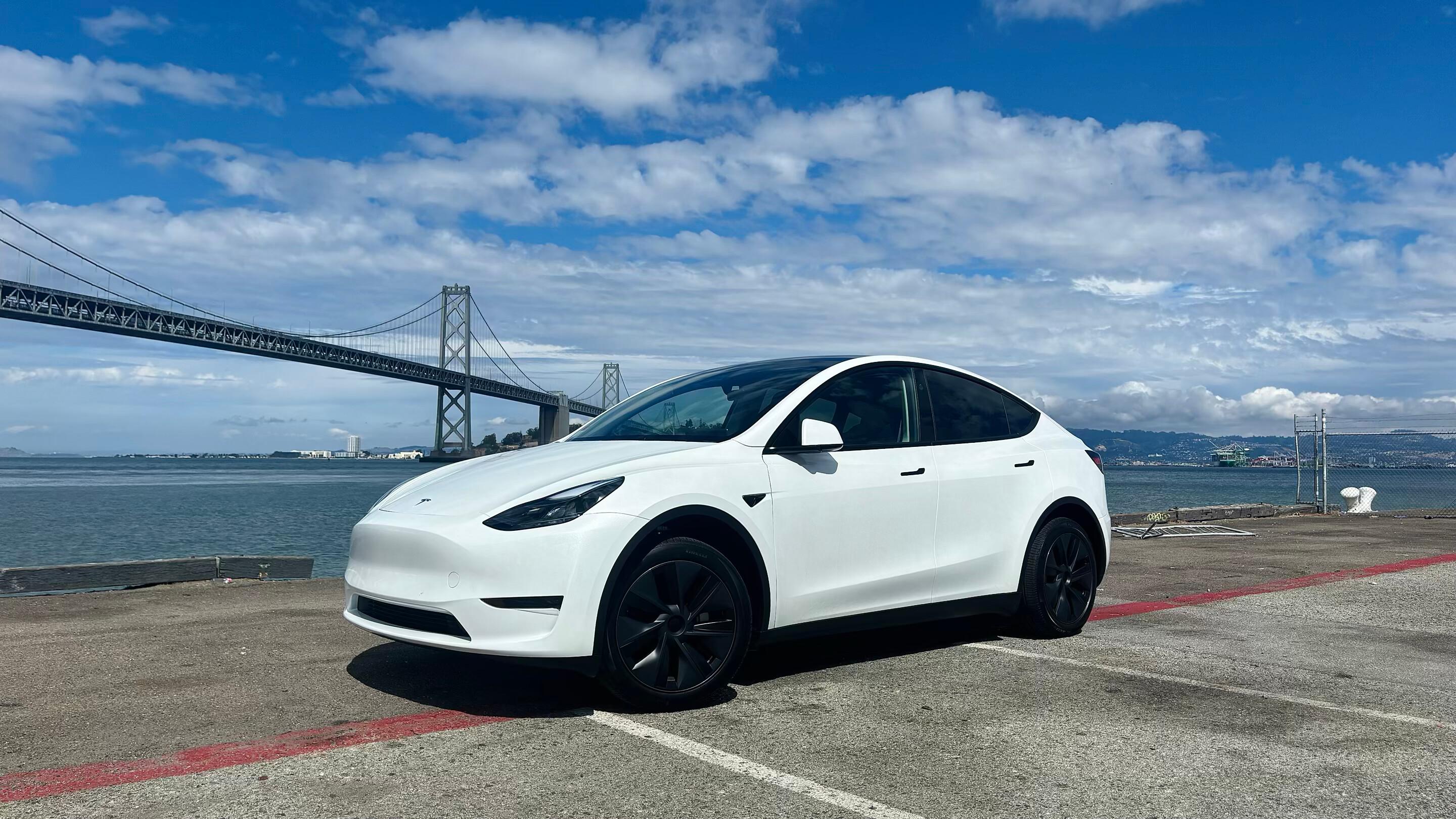 Tesla Model Y 2024 in Millbrae, CA