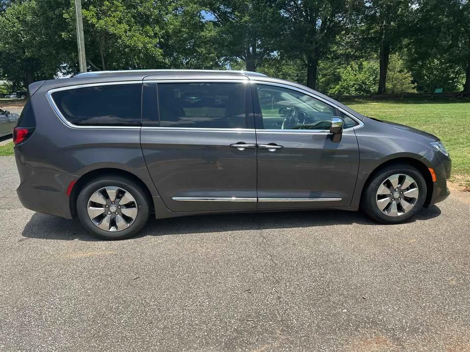 Chrysler Pacifica 2018 in Brandywine, MD