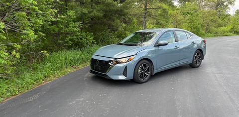 Nissan Sentra 2024