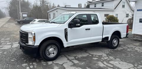 Ford Super Duty F-350 2024
