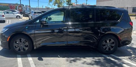 Chrysler Pacifica 2020