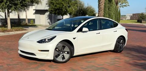 Tesla Model 3 2021