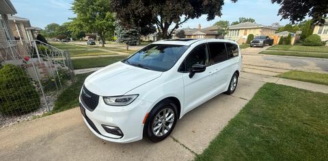 Chrysler Pacifica 2026