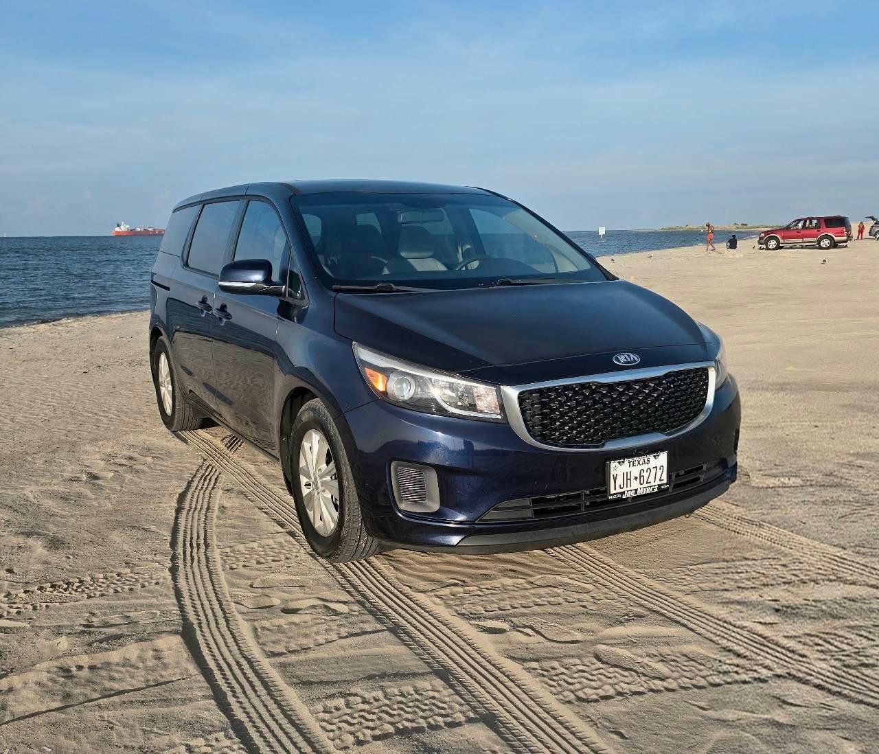 Kia Sedona 2018 in Galveston, TX