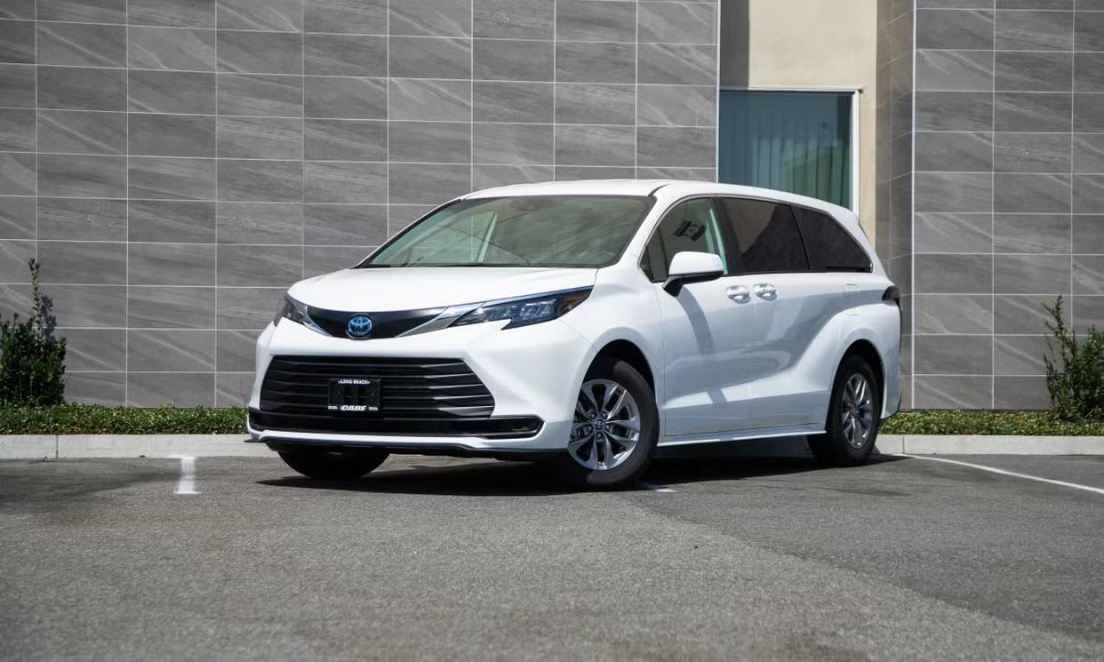 Toyota Sienna 2023 in San Jose, CA