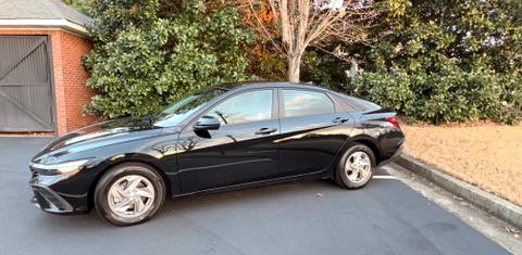 Hyundai Elantra 2024