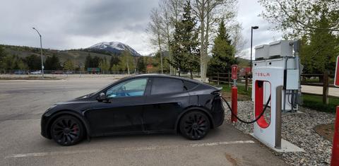 Tesla Model Y 2022
