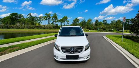 Mercedes-Benz Metris 2023