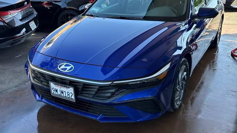 Hyundai Elantra 2024 in 