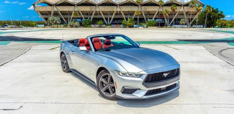 Ford Mustang 2024