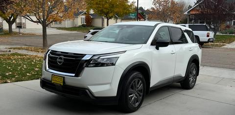 Nissan Pathfinder 2025