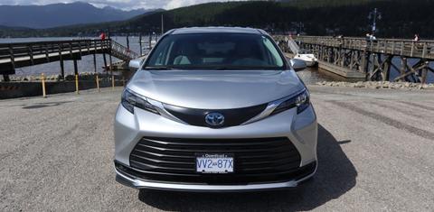 Toyota Sienna 2024