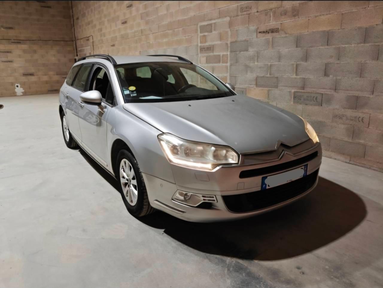 Citroen C5 TOURER 2014 à Uchaud