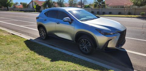Lexus NX 2023