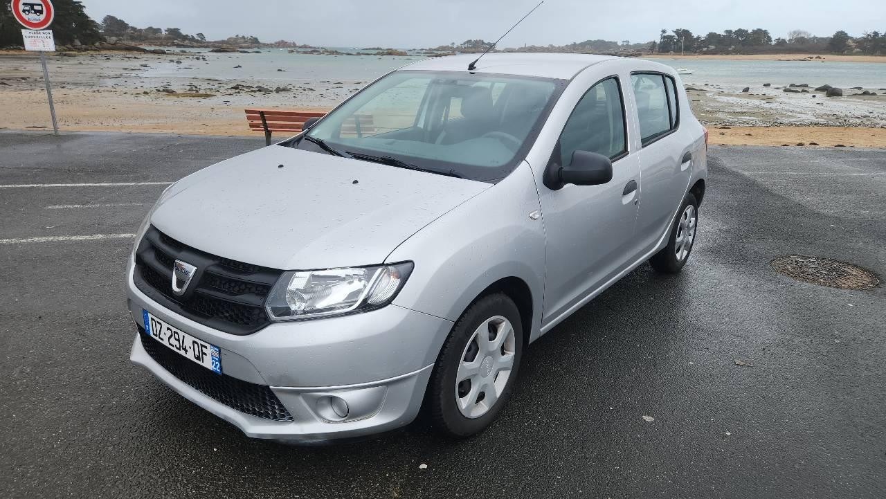 Dacia SANDERO 2016 à Perros-Guirec