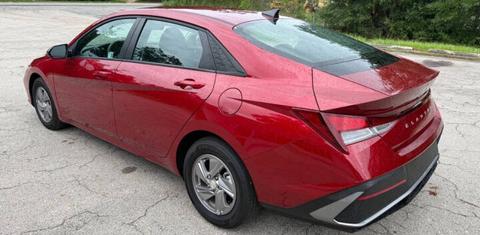 Hyundai Elantra 2025