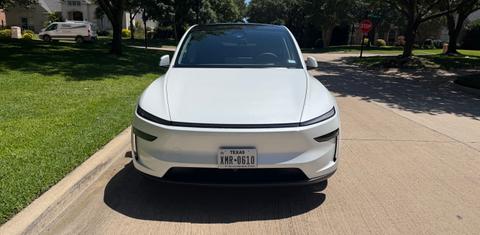 Tesla Model Y 2026