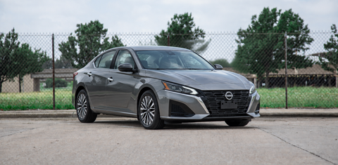 Nissan Altima 2024