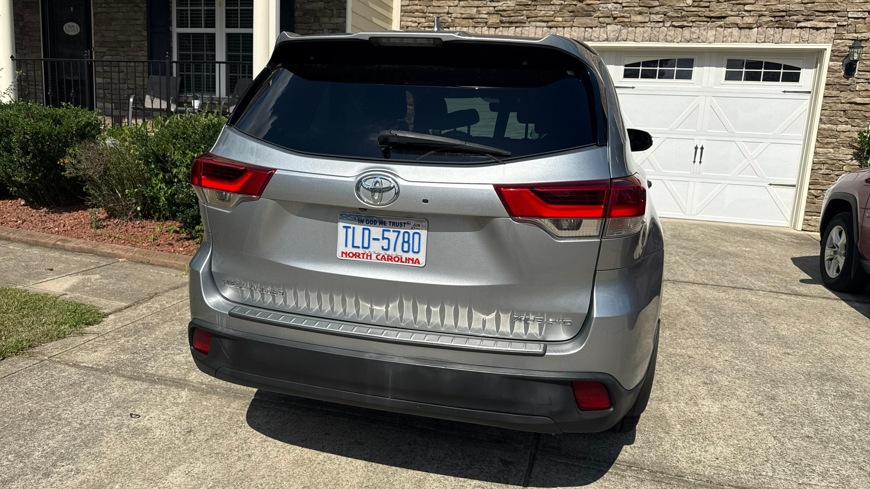 Toyota Highlander 2017 in Fayetteville, NC