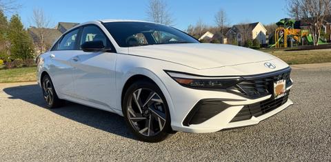 Hyundai Elantra 2025