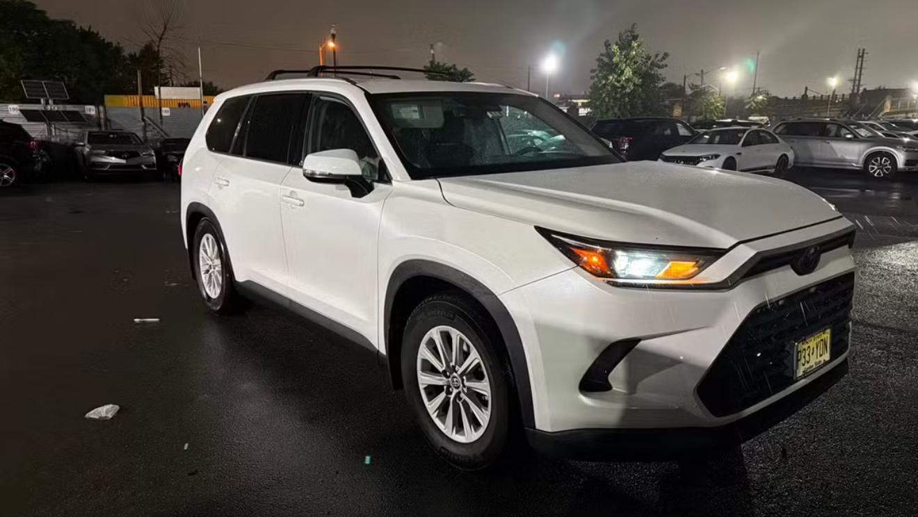 Toyota Grand Highlander 2024 in Elizabeth, NJ