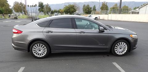 Ford Fusion Hybrid 2014