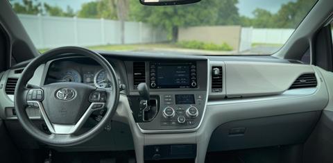 Toyota Sienna 2020