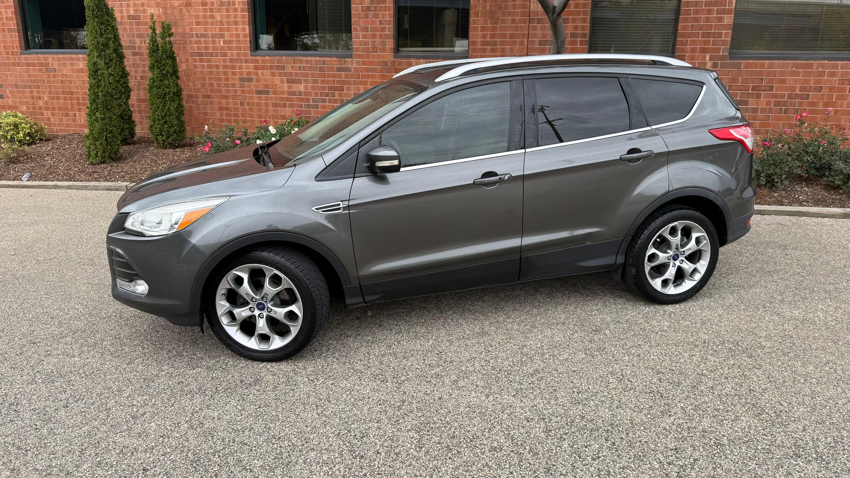 Ford Escape 2016 in Milwaukee, WI