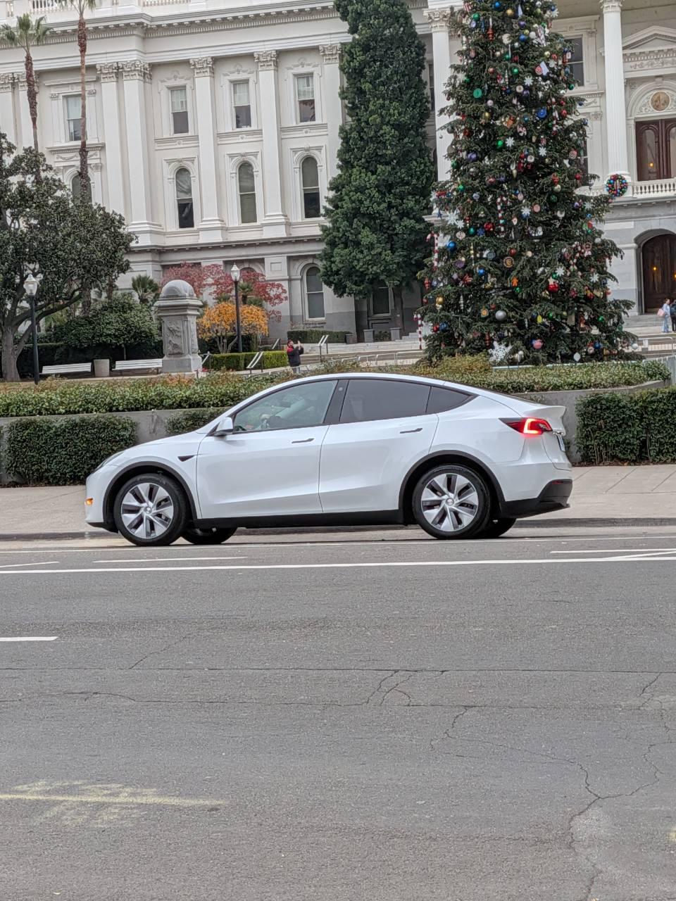 Tesla Model Y 2023 in 