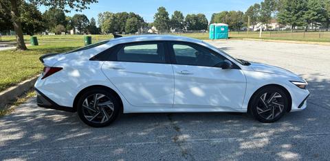 Hyundai Elantra 2025