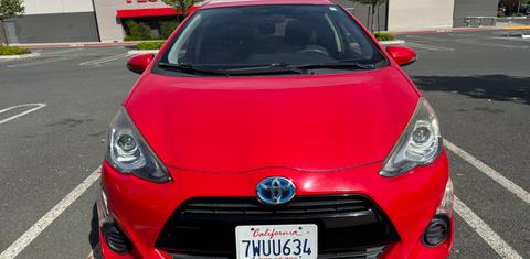 Toyota Prius c 2015
