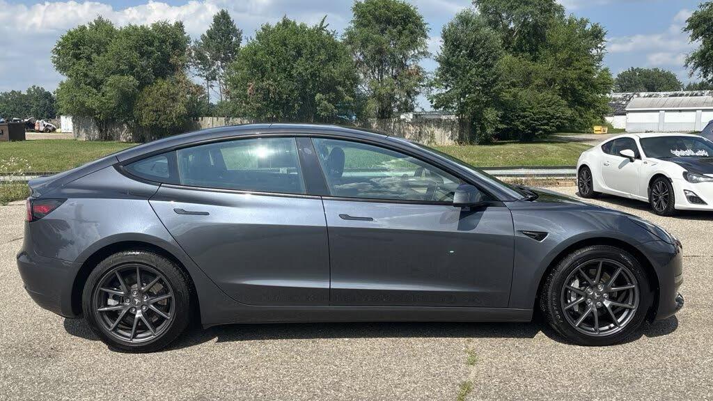 Tesla Model 3 2022 in Comstock Park, MI